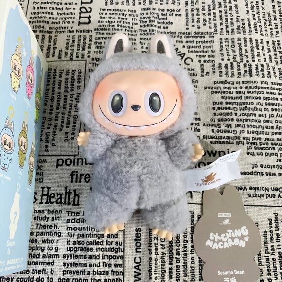 Labubu The Monsters Exciting Macaron Sesame bean - Picture 8 of 8